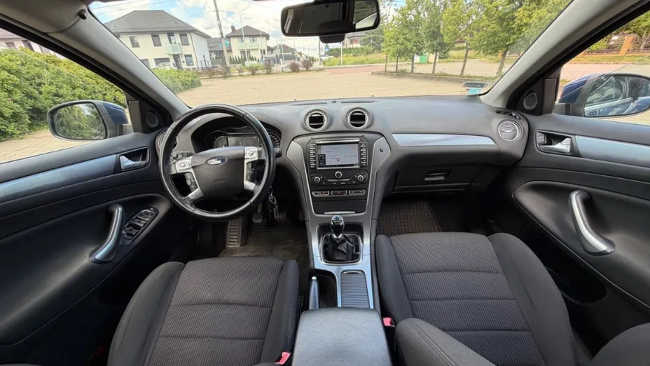 FORD Mondeo -