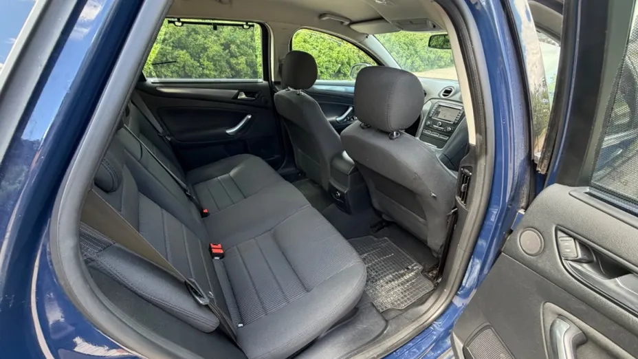 FORD Mondeo -