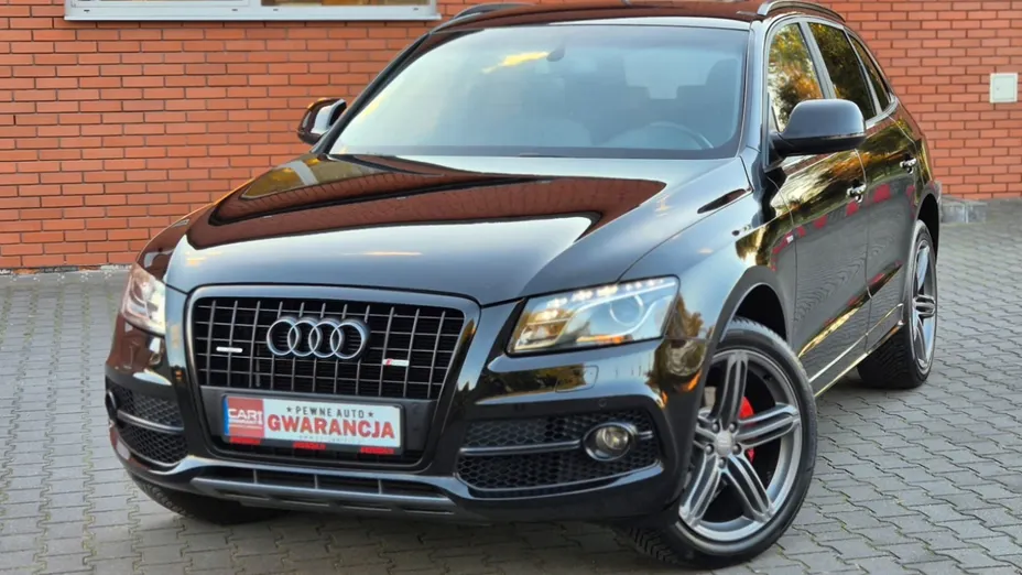 AUDI Q5 -