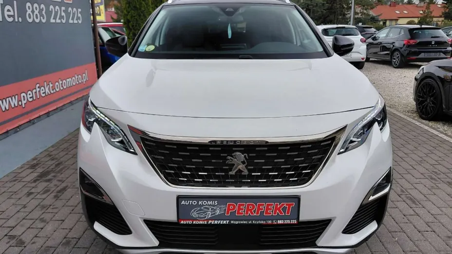 PEUGEOT 3008 -