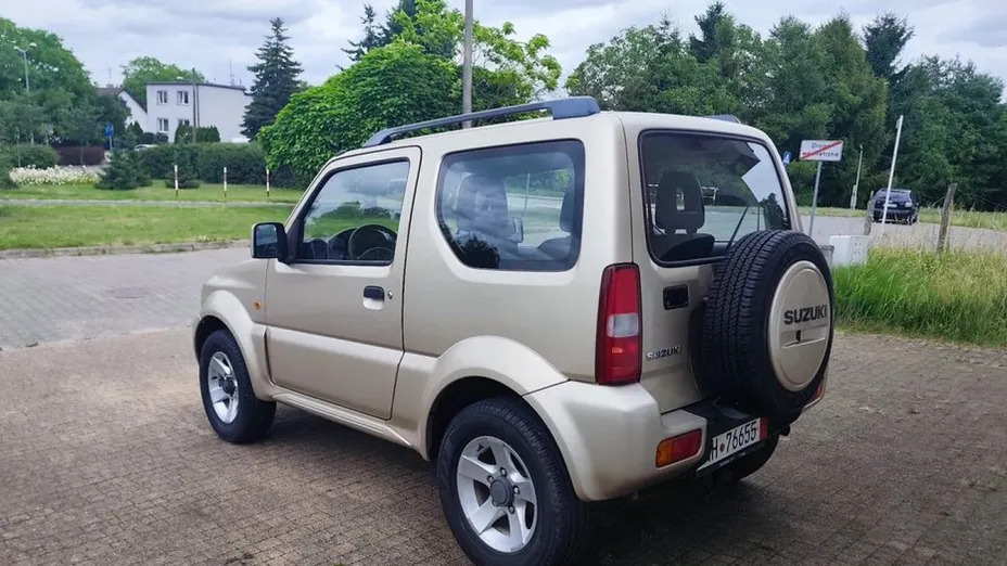 SUZUKI Jimny -