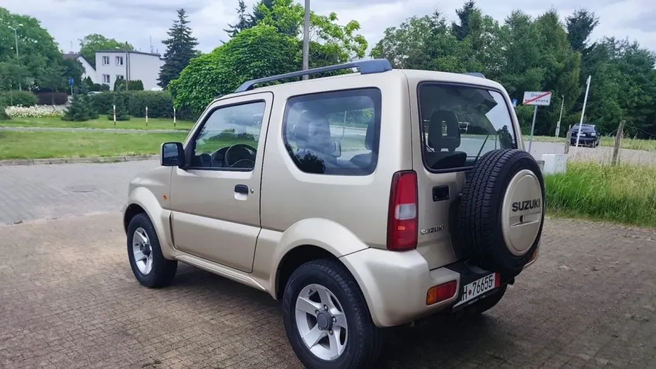 SUZUKI Jimny -