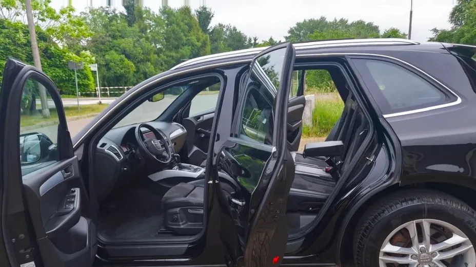 AUDI Q5 -