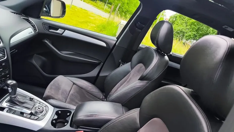 AUDI Q5 -