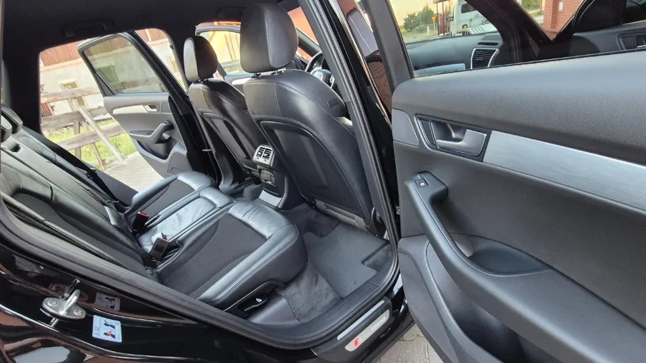 AUDI Q5 -