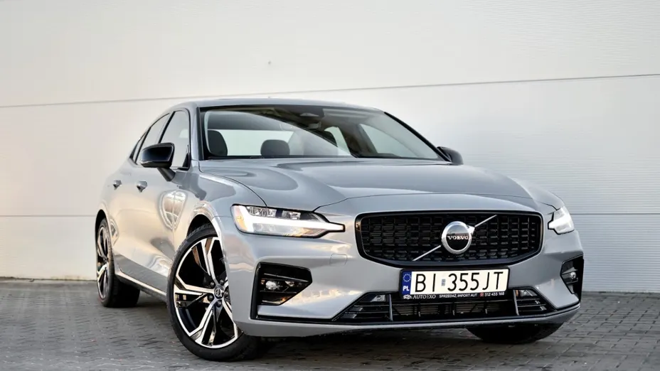 VOLVO S60 -