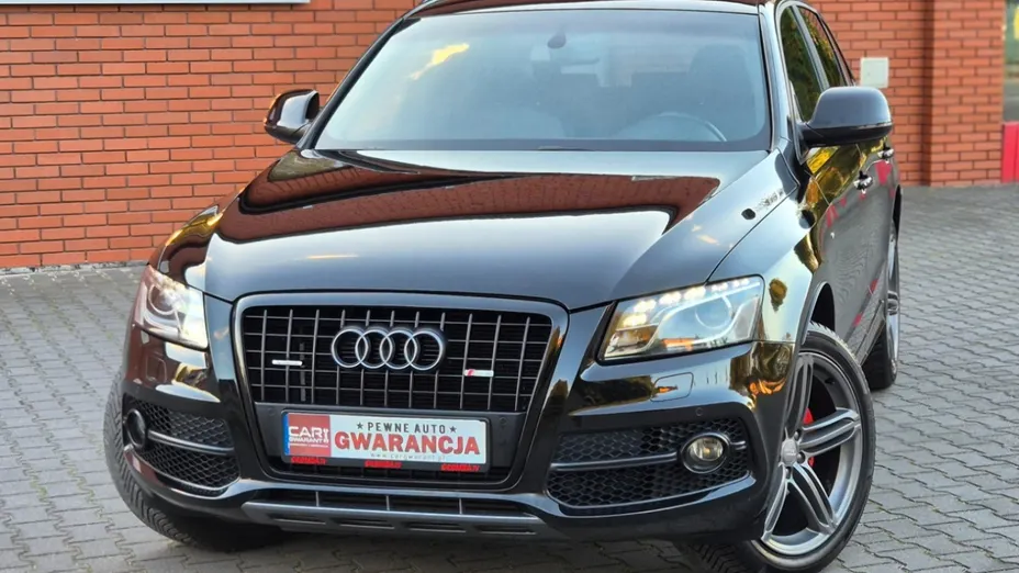 AUDI Q5 -