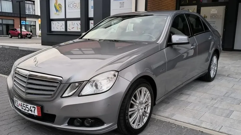 MERCEDES-BENZ E Klasa -