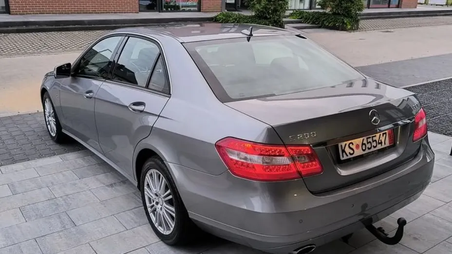 MERCEDES-BENZ E Klasa -