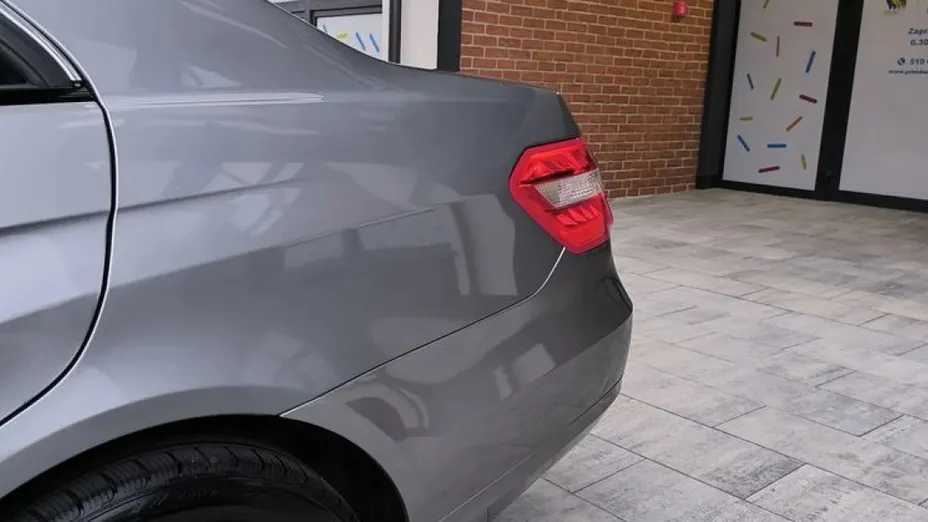 MERCEDES-BENZ E Klasa -