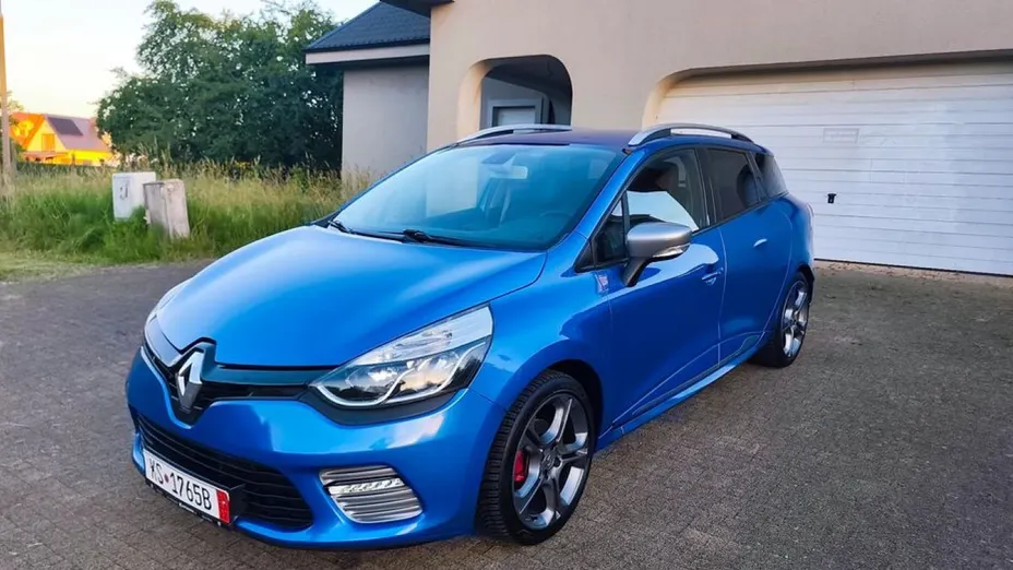 RENAULT Clio -