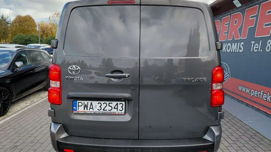 TOYOTA Proace -