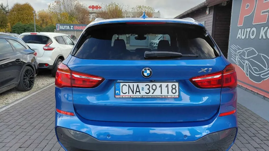 BMW X1 -