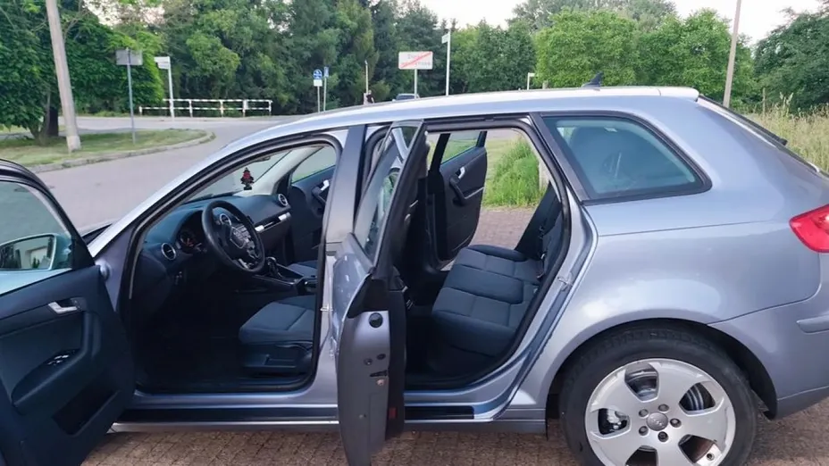 AUDI A3 Sportback -