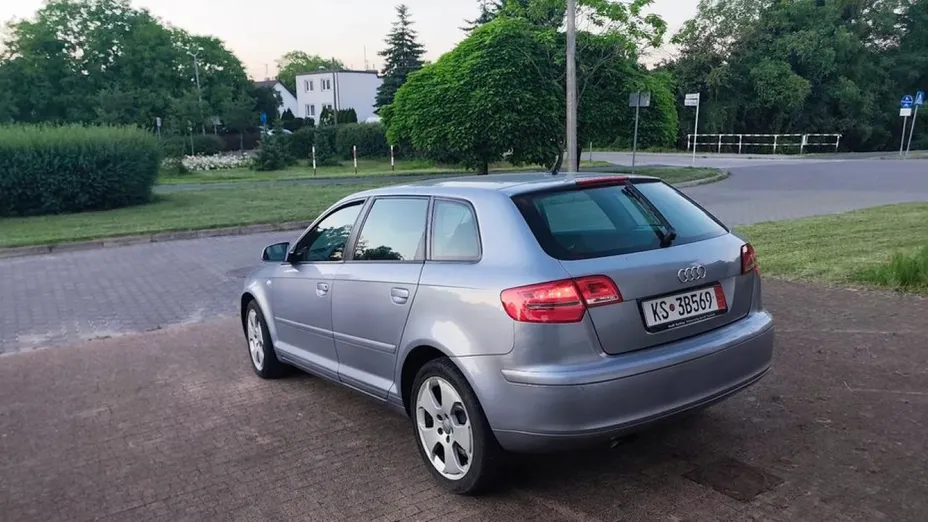 AUDI A3 Sportback -