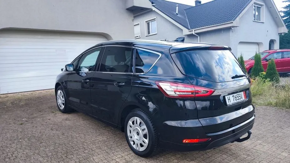 FORD S-MAX -