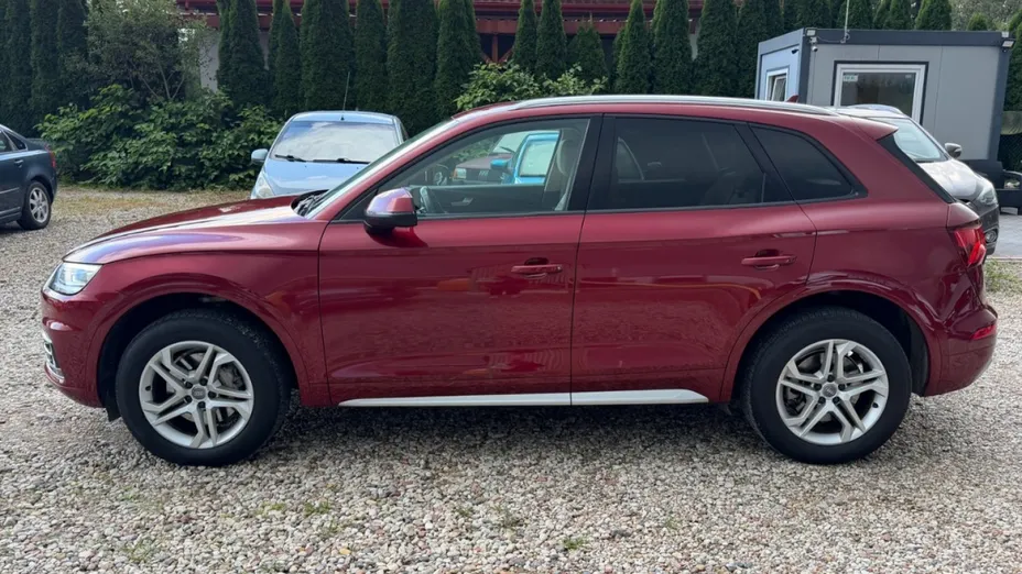 AUDI Q5 -