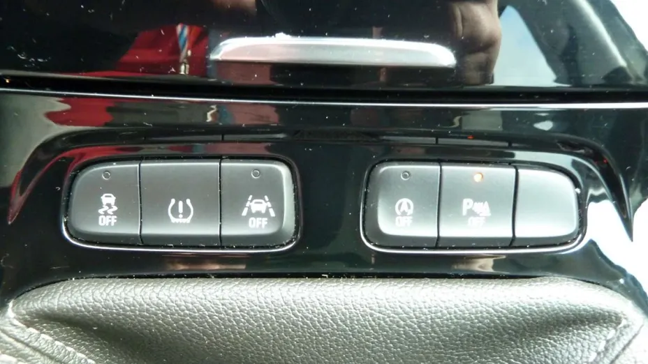 OPEL Grandland X -