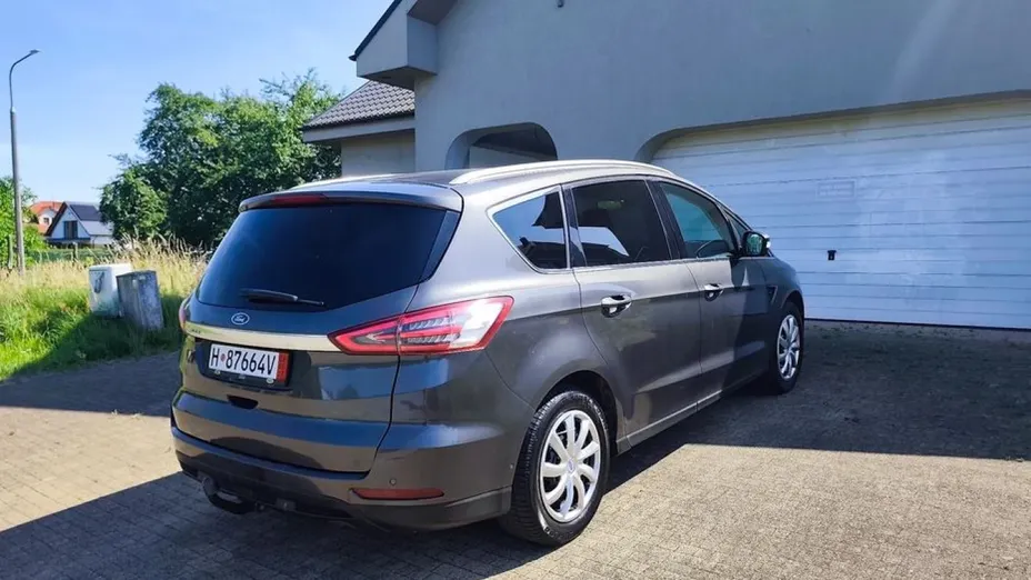 FORD S-MAX -