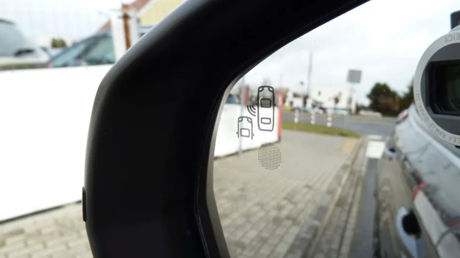 OPEL Grandland X -