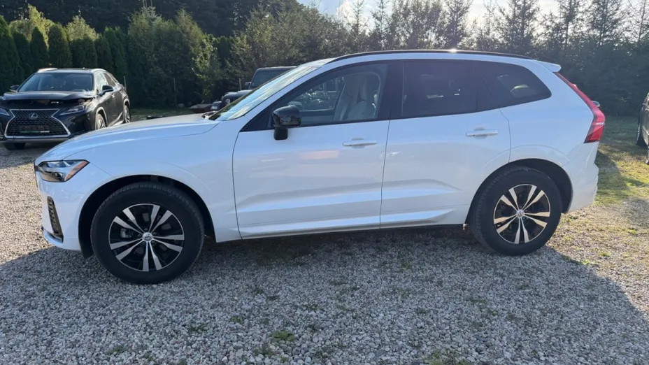 VOLVO XC60 -