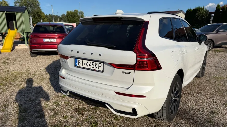 VOLVO XC60 -
