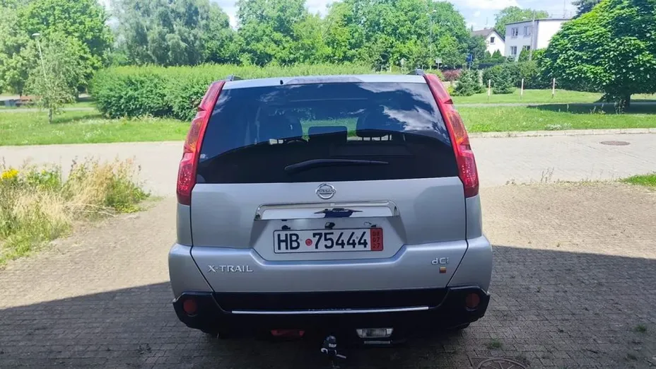NISSAN X-Trail -