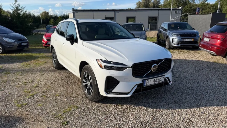 VOLVO XC60 -