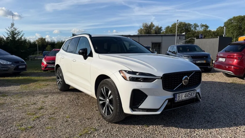VOLVO XC60 -