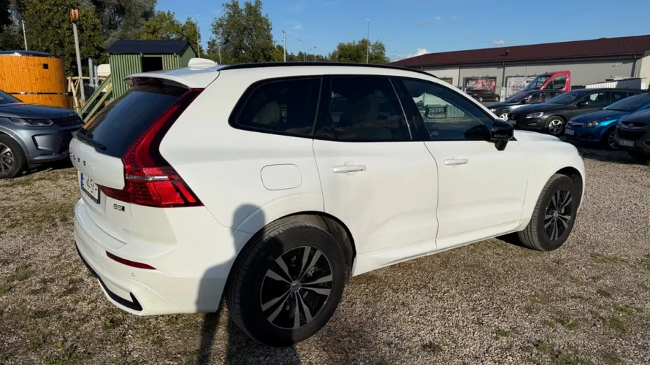 VOLVO XC60 -