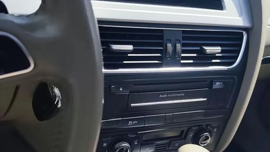 AUDI A4 Avant -