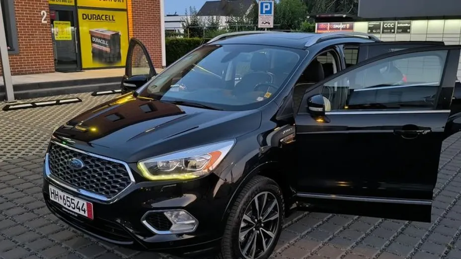 FORD Kuga -