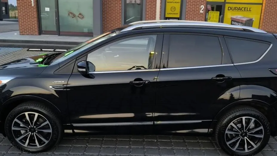 FORD Kuga -