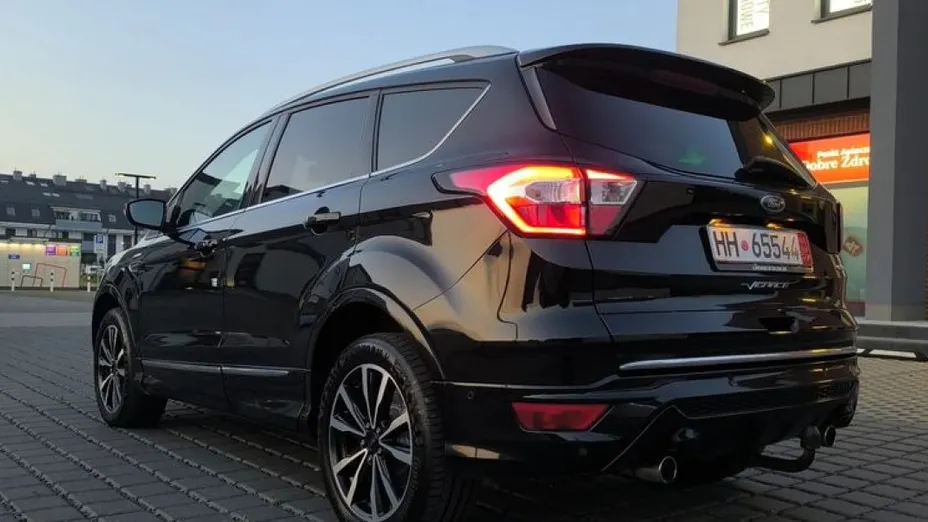 FORD Kuga -