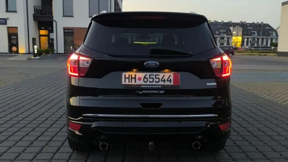 FORD Kuga -