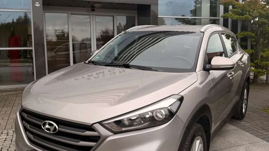 HYUNDAI Tucson -