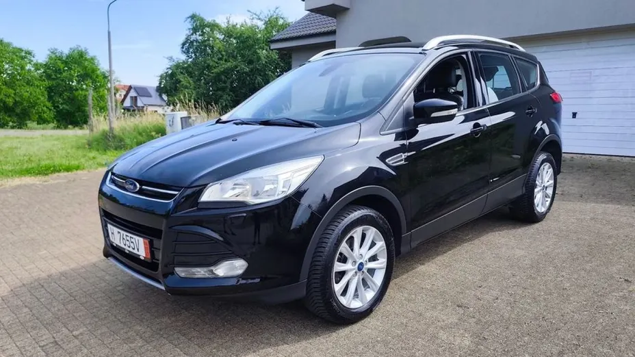 FORD Kuga -