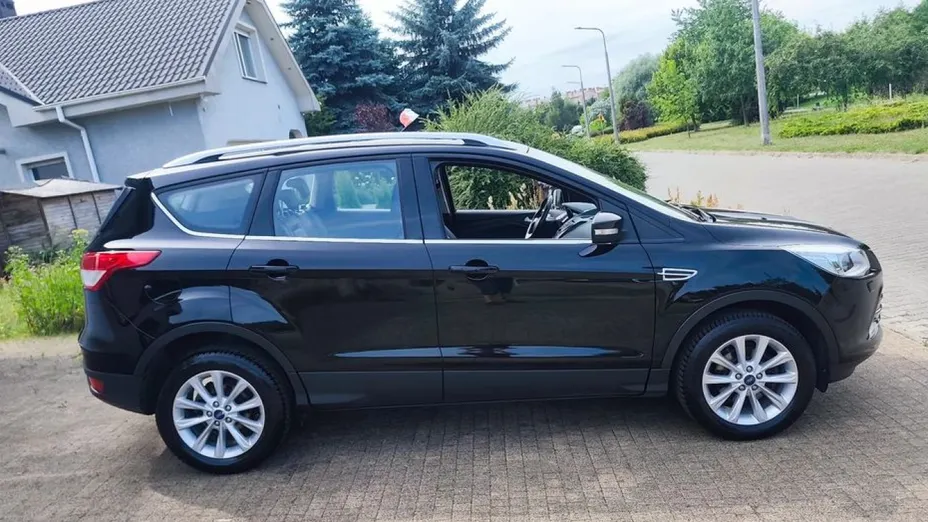 FORD Kuga -