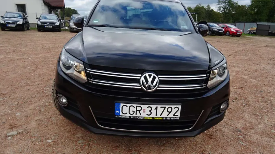 VOLKSWAGEN Tiguan -