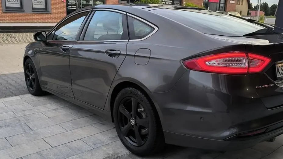 FORD Mondeo -