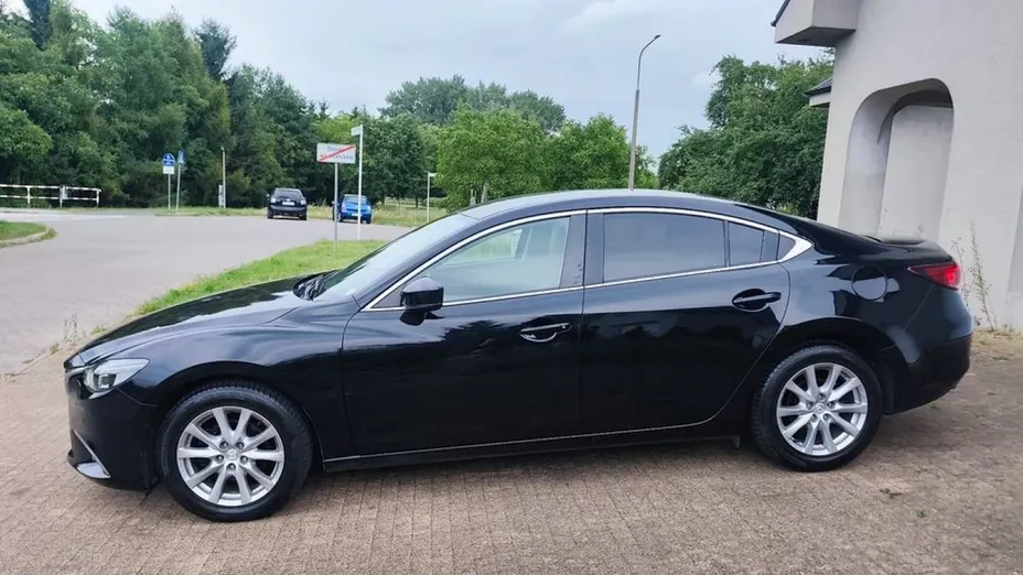 MAZDA 6 -