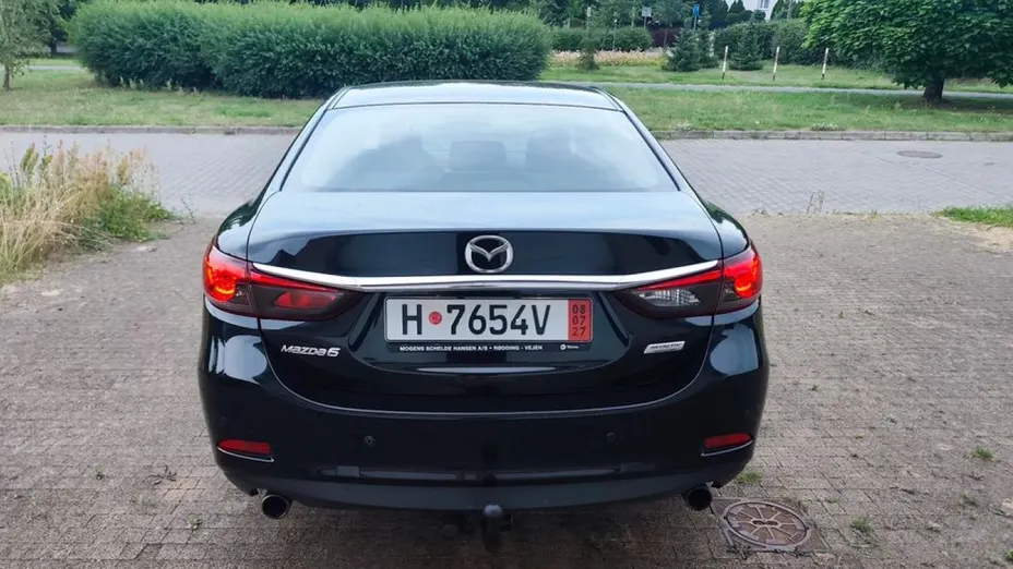 MAZDA 6 -