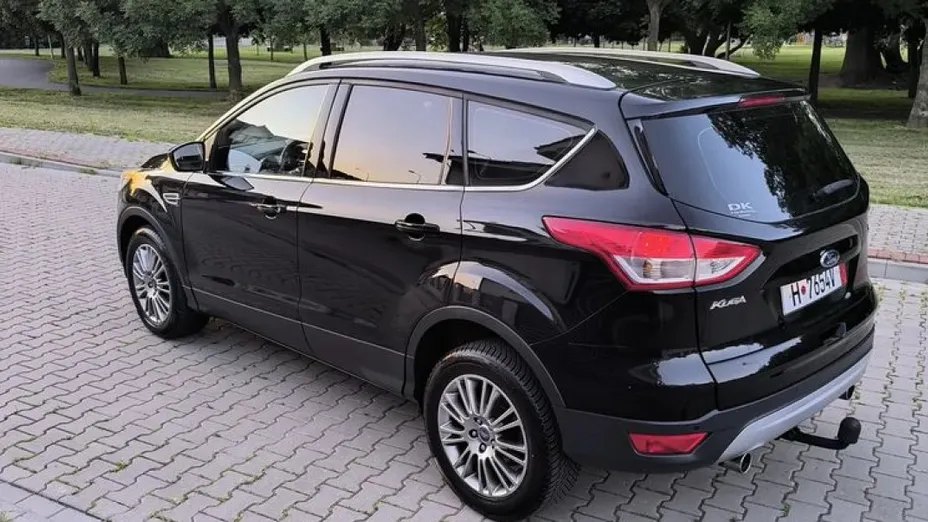 FORD Kuga -
