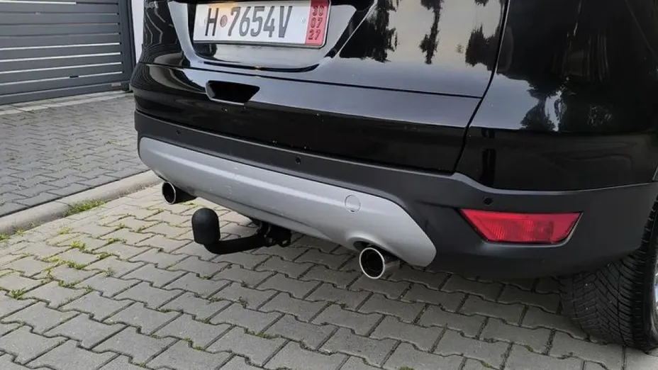FORD Kuga -