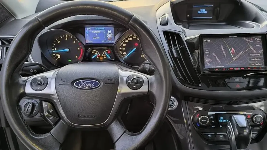 FORD Kuga -