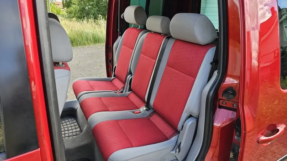 VOLKSWAGEN Caddy -