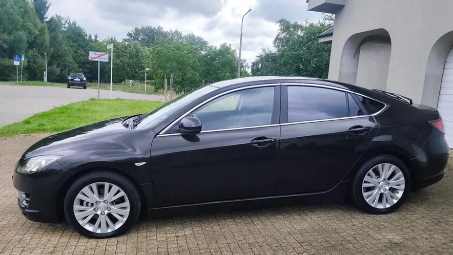 MAZDA 6 -
