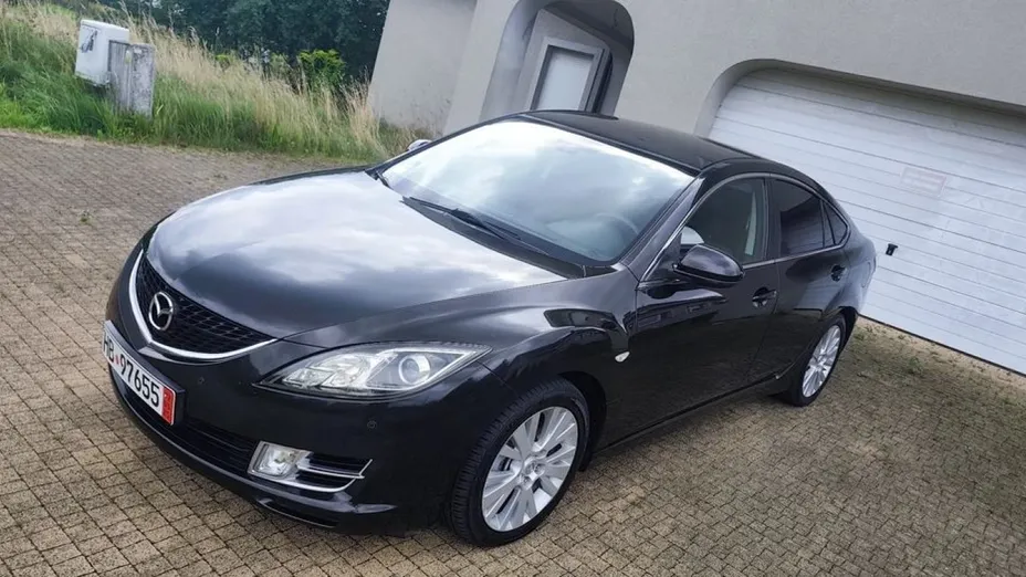 MAZDA 6 -