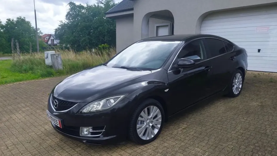 MAZDA 6 -