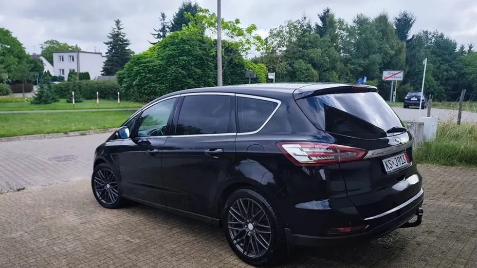 FORD S-MAX -